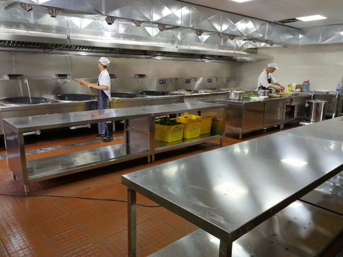 學校廚具設備定制服務——惠州寶盛廚具公司的專業(yè)解決方案